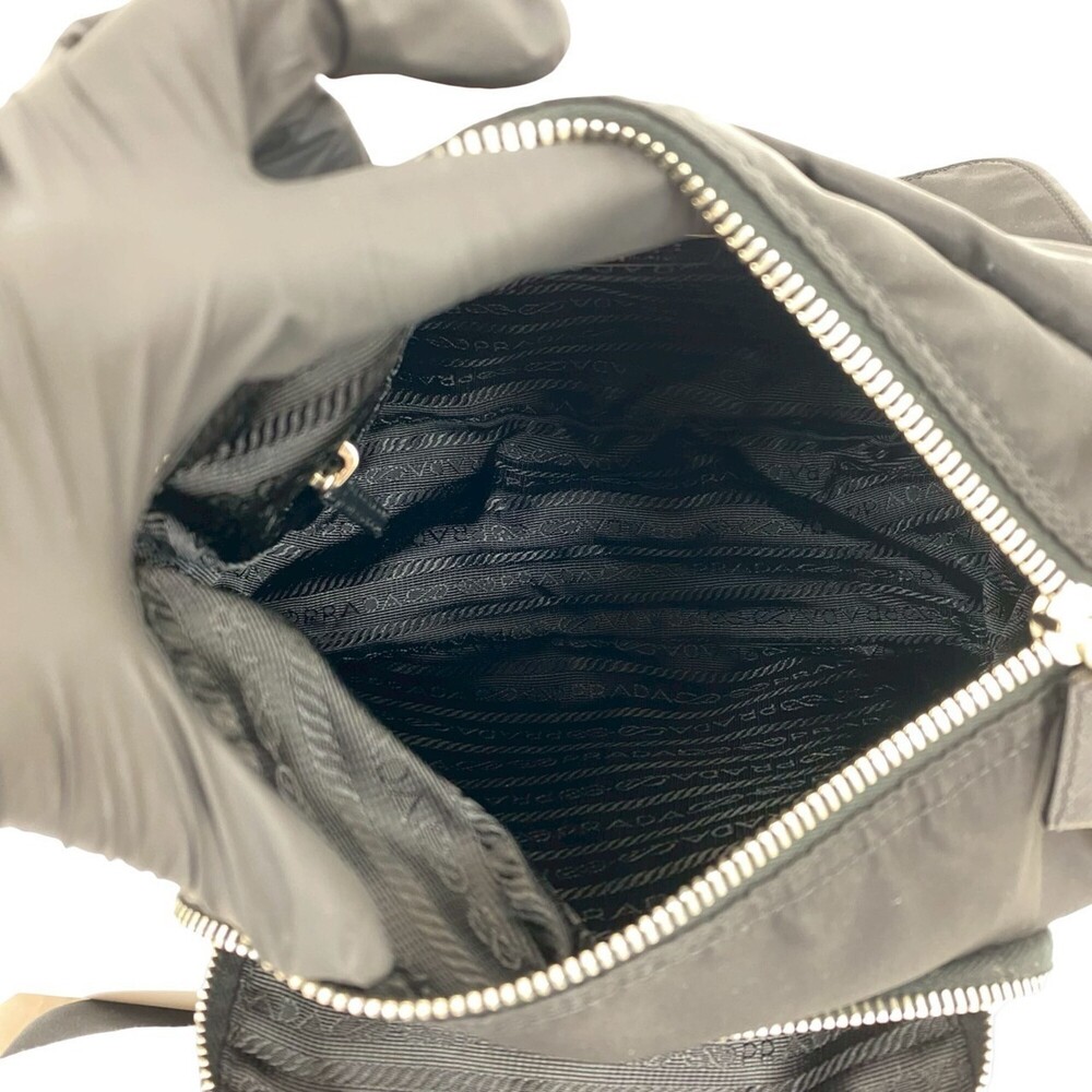 PRADA Black Leather Saffiano Shoulder Bag - Picture 9 of 10